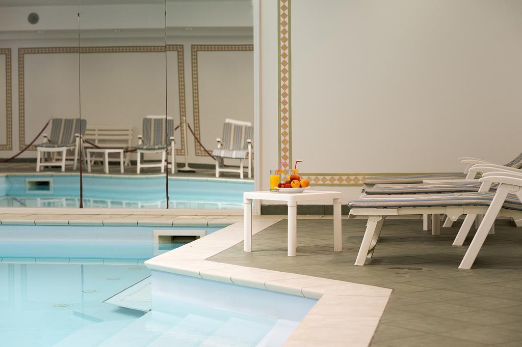 Lido La Perla Nera 3*