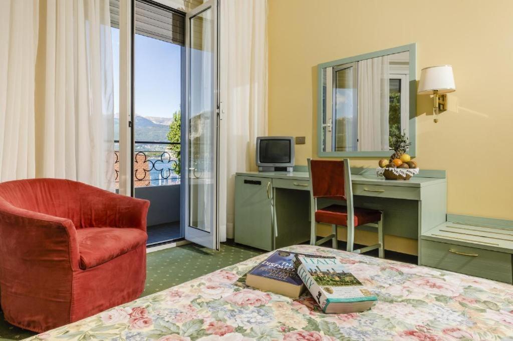 Lido La Perla Nera Hotel